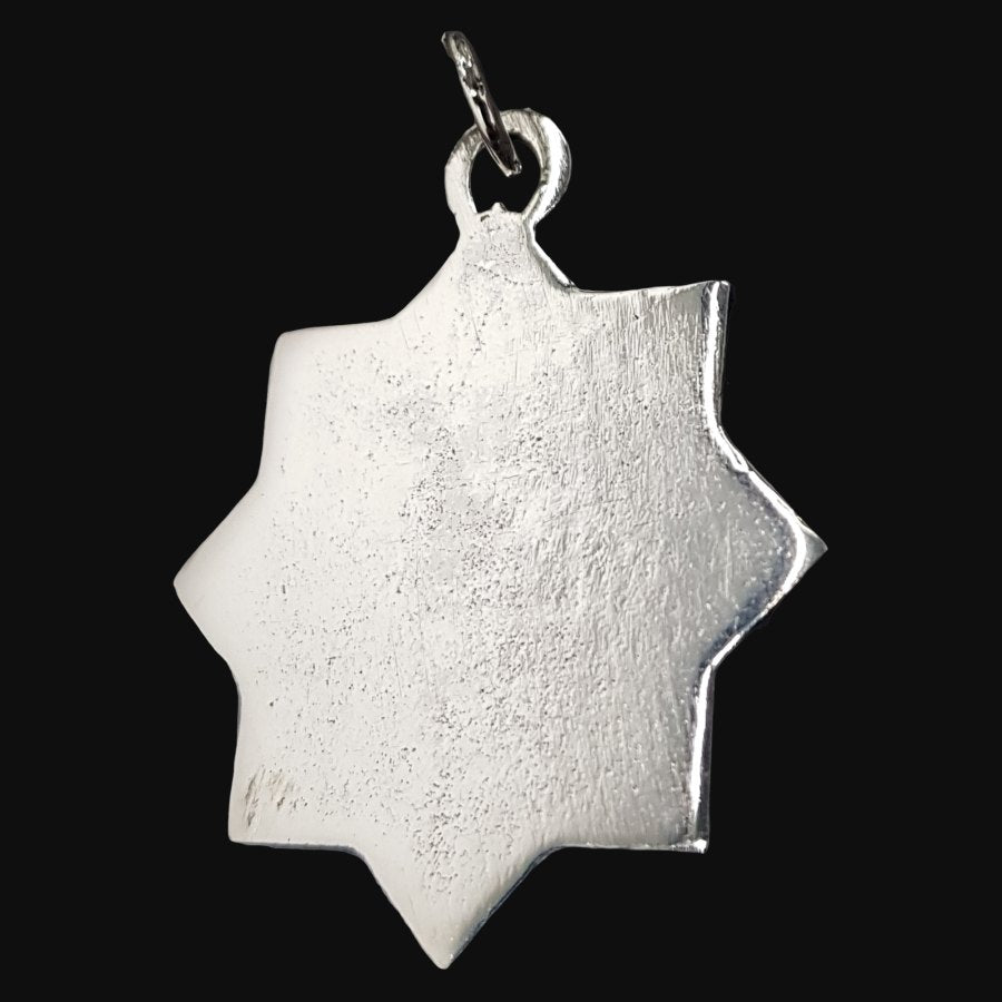 Om Jai Isham Ishvaram Pendant In Silver 8 Gr 3 Cm Art 944 - Bricks Masons