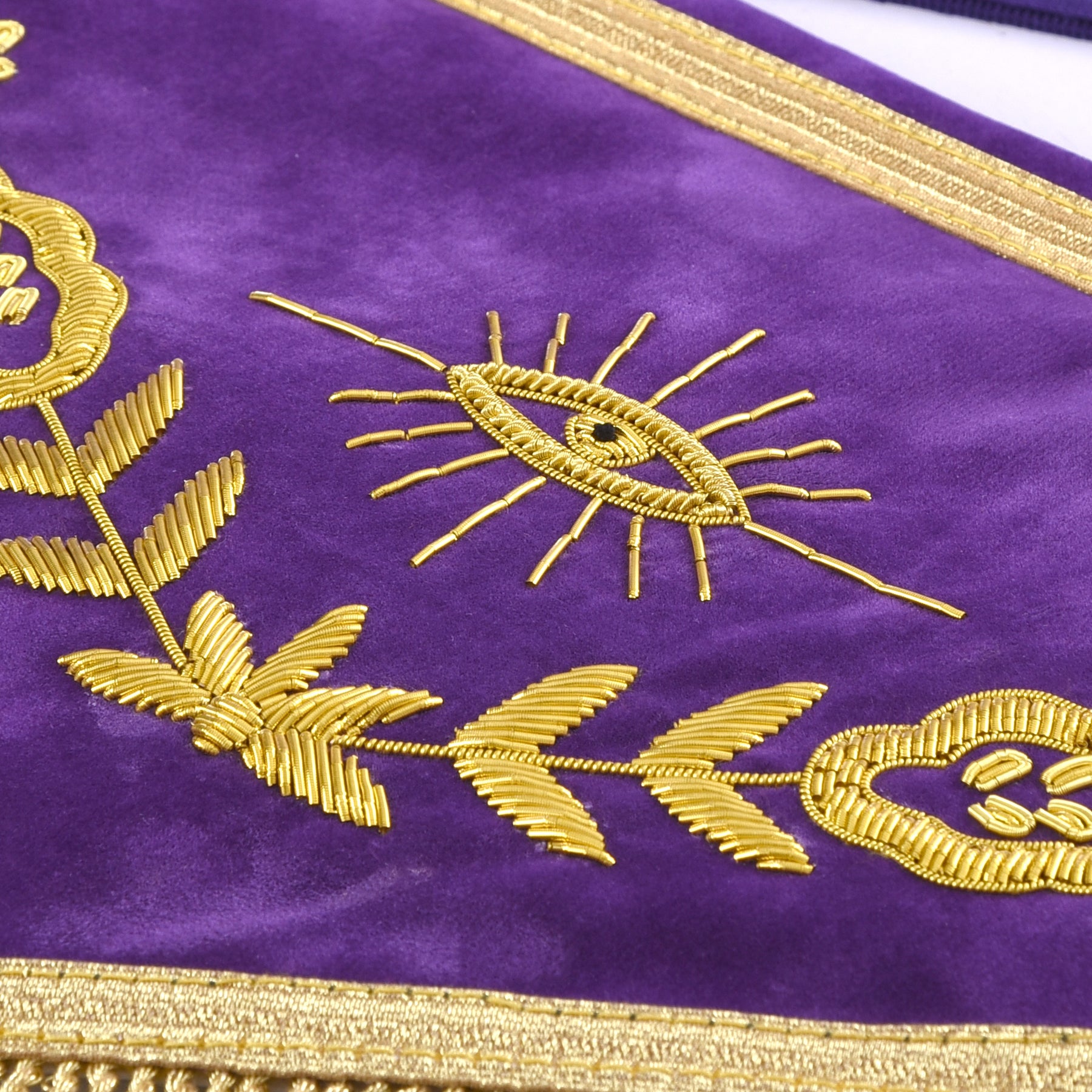 Past Master Blue Lodge California Regulation Apron - Purple Velvet Gold Bullion With Wreath & Golden Fringe