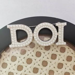 DOI Brooch - High Quality Handmade - Bricks Masons