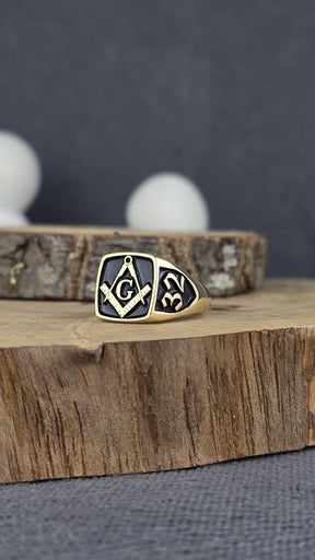 Master Mason Blue Lodge Ring - Black & Gold Embossed S & C With G - Bricks Masons