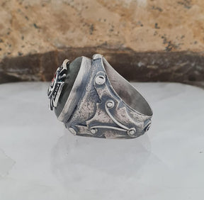 Sterling Silver Knights Templar Ring with Labradorite – In Hoc Signo Vinces Cross - Bricks Masons