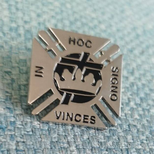 Knights Templar Lapel Pin - 1" IN HOC SIGNO VINCES - Bricks Masons