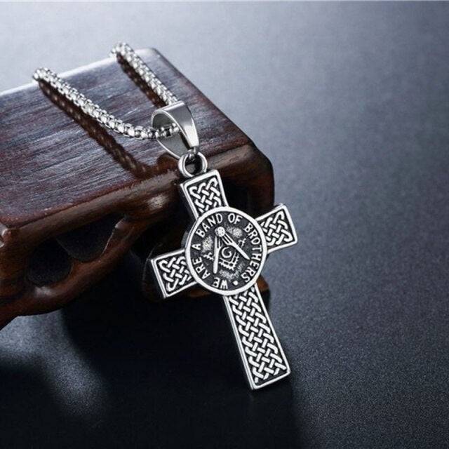 Knights Templar Necklace - WE ARE A BAND OF BROTHERS Cross Pendant - Bricks Masons