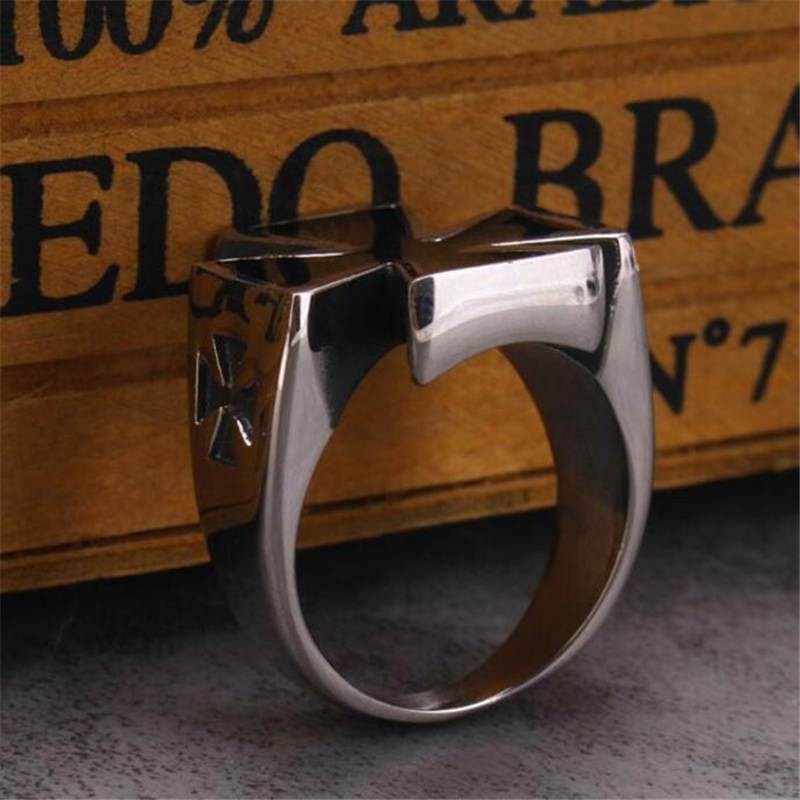 Knights Templar Ring - 25mm Stainless Steel Black Cross - Bricks Masons