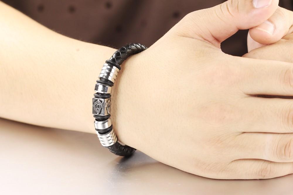 Master Mason Blue Lodge Bracelet - Compass and Square G Leather with Magnetic Clasp - Bricks Masons