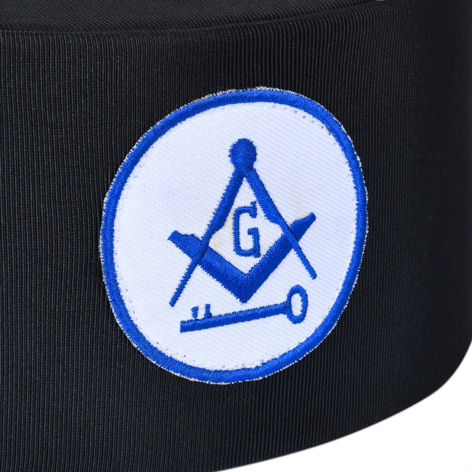 International Masons Crown Cap - White & Blue Emblem - Bricks Masons